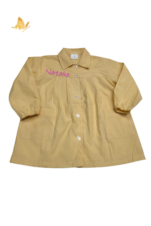 Babi personalizado amarillo vichy con cuello, botones delanteros y dos bolsillos