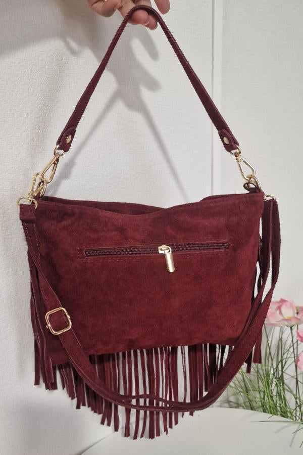 Bandolera granate con tachuelas