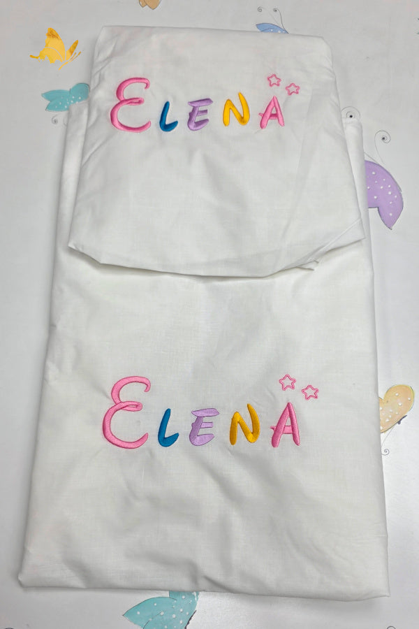 Sábana bajera de cuna personalizada con nombre bordado